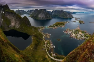 Reinebringen Lofoten how to get there by public bus