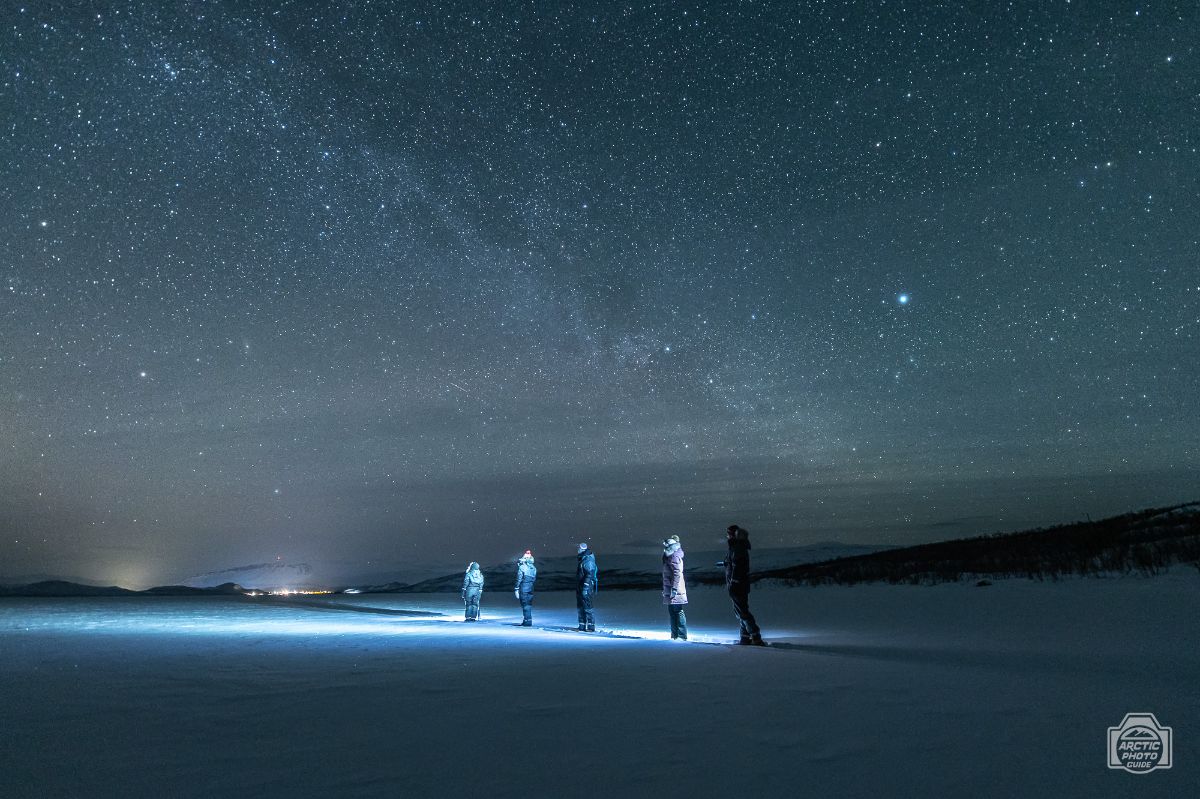 Active aurora chase by Arctic Photo Guide ©