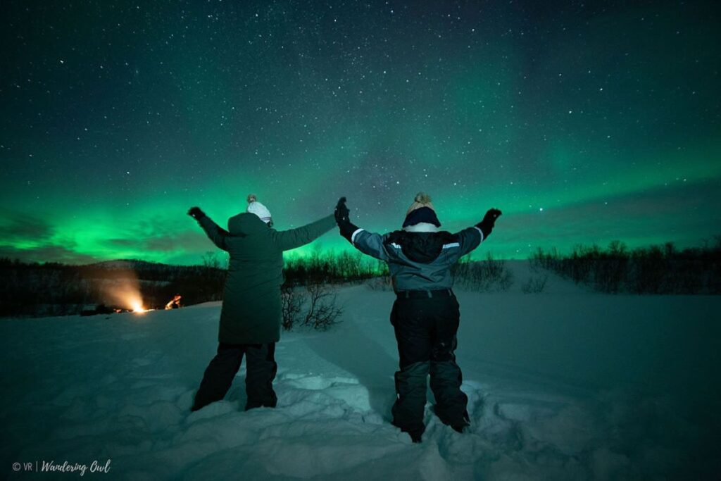 Wandering Owl is one of the best companies in Tromso that offers guided northern lights tours for small groups