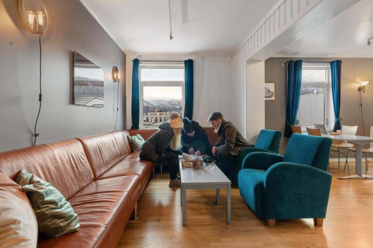 best mid-range hotels in Tromso_Enter backpack hotel_4