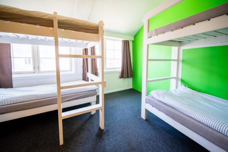 Tromso budget accommodation: Tromso Activities Hostel