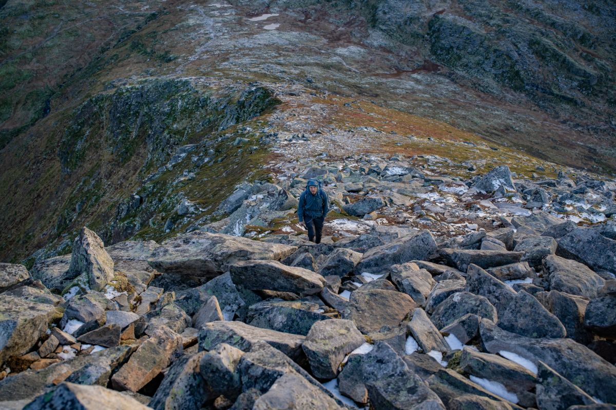 Volandstinden: One of the easiest hikes in Lofoten