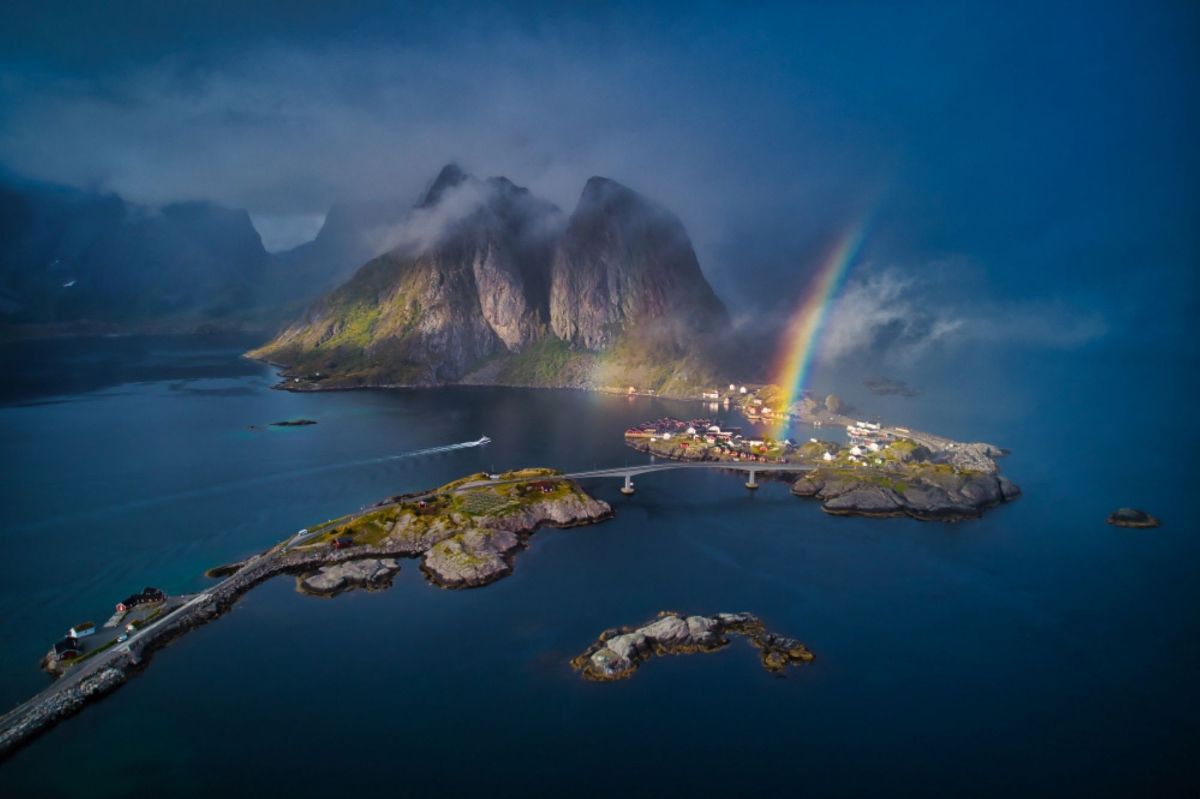 photography and sightseeing tour in lofoten from reine 27