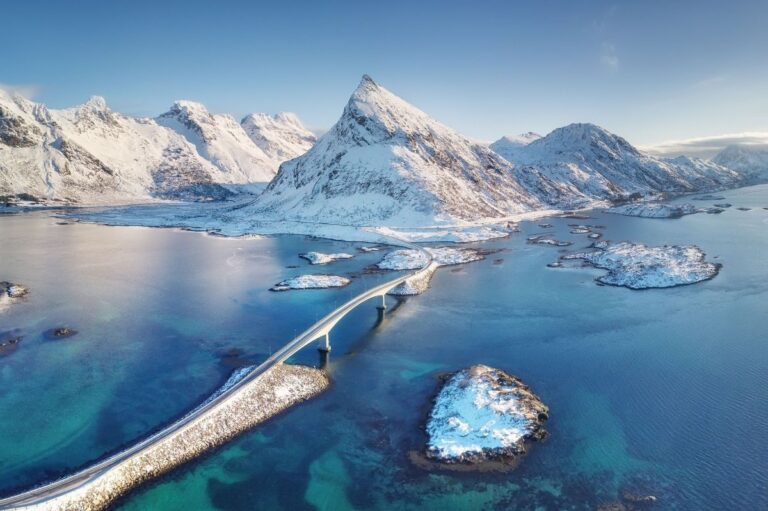 Best of western Lofoten: Photography and Sightseeing tour from Reine