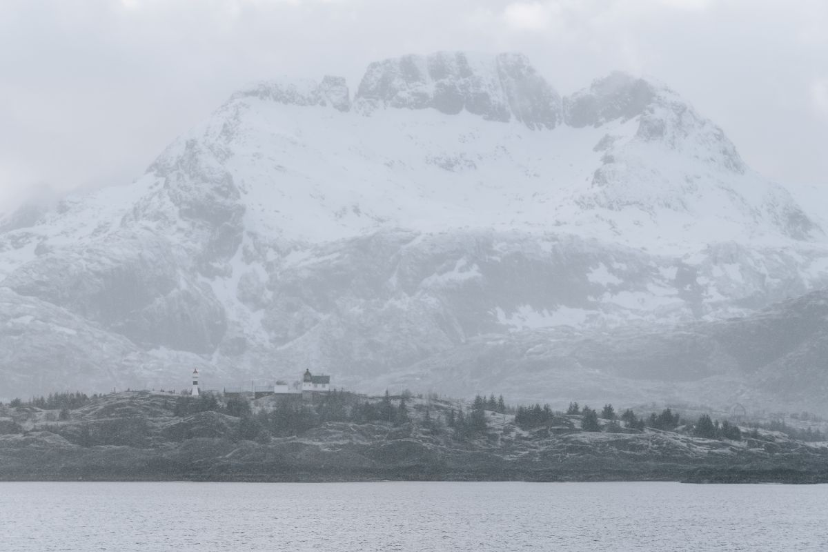 weather in Lofoten beginning of May