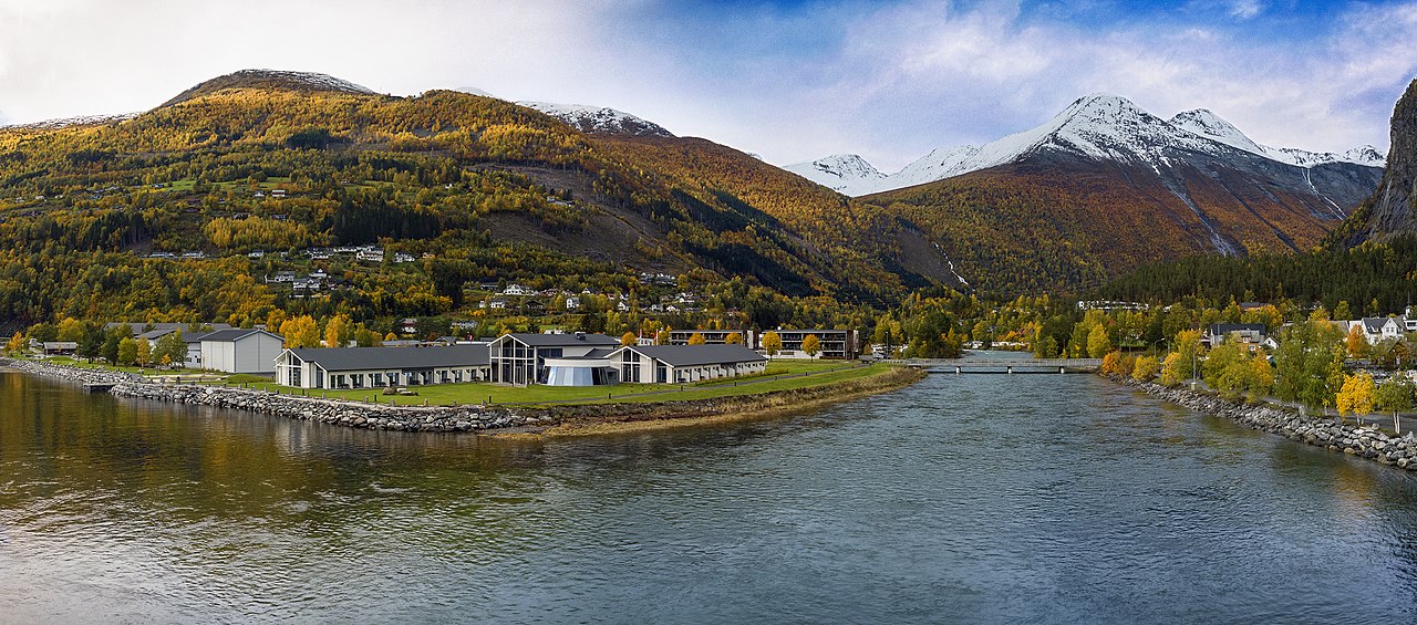 Valldal Fjordhotell Fevik by Classic Norway Hotels